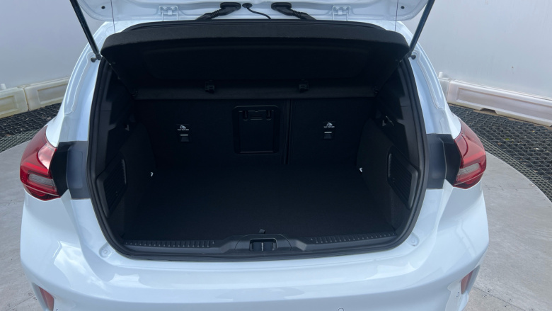 Ford Focus 1.0 EcoBoost Hybrid mHEV 155 ST-Line X Ed 5dr Auto Petrol Hatchback